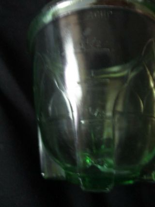 Vintage Green Vaseline Depression Glass 16 oz Measuring Cup Four Footed 2