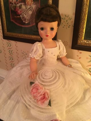 Vintage Madame Alexander Cissy Doll 20 