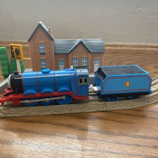 Thomas & Friends Trackmaster Gordon Motorized Train Engine 2009 Mattel