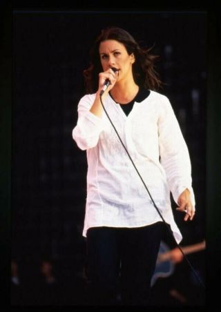 Alanis Morisette Singing Vintage Concert 1990 