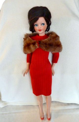 Ottolini Sonia Fashion Doll,  Vintage W/original Clothing And Fur Italy