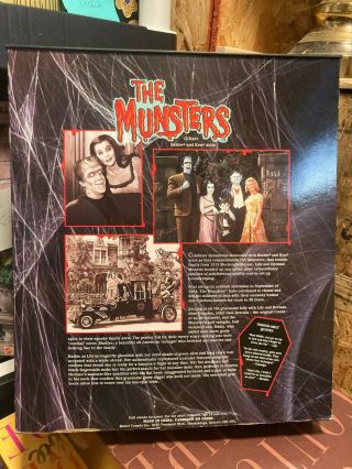 The Munsters Giftset - Herman and Lily Barbie - 50544 - NRFB 6