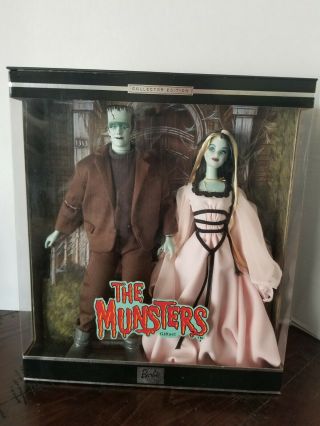 2001 Munsters 2001 Barbie & Ken Doll | Collectors Edition Doll Gift Set | Nib