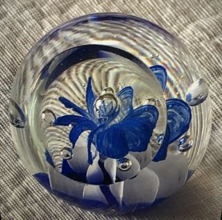 Dynasty Gallery Heirloom Collectibles Vintage Glass Paperweight Blue Flower