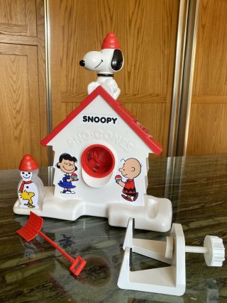 Cra - Z - Art Peanuts Snoopy Snow Cone Sno - Cone Maker