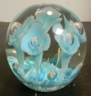 Vintage Hand Blown Blue Flower Controlled Bubble Art Glass Paperweight