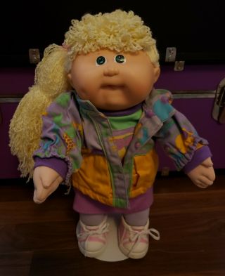 Cabbage Patch Kid Designer Line - Hasbro - Headmold 18 - Brown Eyes - Clothes