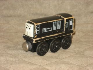 Rare Thomas Wooden Railway 1992 Diesel Flat Magnets Staples