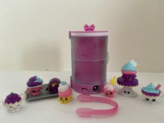Shopkins Food Fair Cupcake Collect Playset - 100 Complete W/ 7 Exclusive Figures