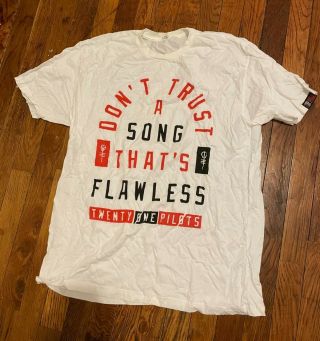 Twenty One Pilots Rare Emotional Roadshow T - Shirt,  Xl