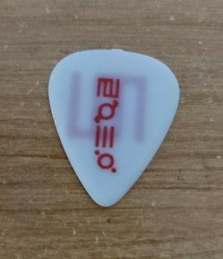 30 Thirty Seconds To Mars Jared Leto Glow In The Dark Guitar Pick - 2007 Tour