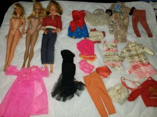Set Vintage 1966 Mattel Made In Japan Blonde Barbie Doll With Clothes.