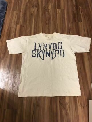Vintage Lynyrd Skynyrd 2000 " Outta The Hole " Concert T - Shirt White Men 