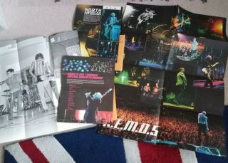 R.  E.  M.  Official Fanclub 2005 2006 Fold Out Poster Newsletters Letter Mail Rem