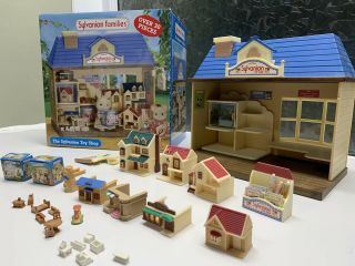 SYLVANIAN FAMILIES The Sylvanian Toy Shop Boxed Retired 3