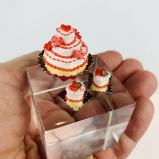 3 Piece Artisan Dollhouse Miniature Valentine’s Day Cakes Set