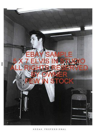 Elvis Presley Onetime Offer In Recording Studio 2 Photos 5x7 & 5x6 Ko - Dak