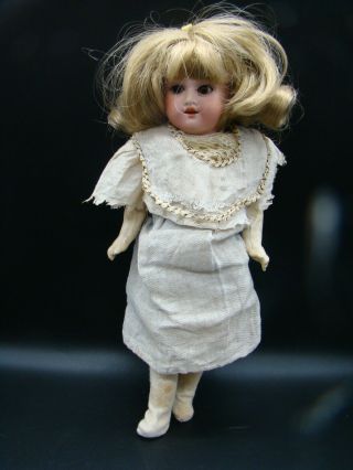 11 " Antique German Bisque Head Doll Am 390 Trunk Find Needs Home