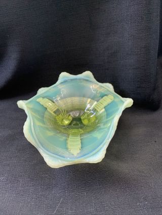 Wow Vintage Lime Green Opalescent 3 Footed Dish Fenton???