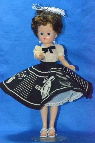 Vintage 10.  5 " Vogue Jill Doll In Tagged Blouse Signature Skirt Stand Bkw Ml