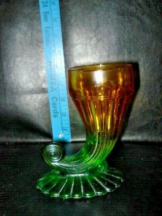Vintage Jeannette Glass Co Cornucopia Horn Of Plenty Gold And Green Vase Flashed