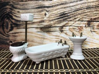 Dollhouse Miniature Porcelain Bathroom Set Victorian Footed Bath Tub Toilet Sink