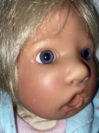 Lee Middleton Baby Doll 1995 Thumb Blue Eyes 19” 3