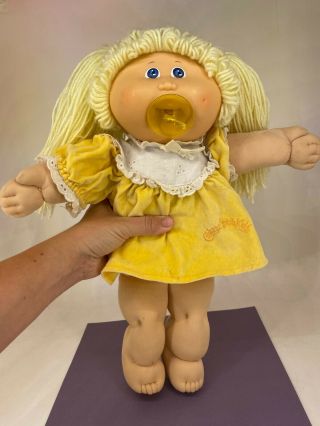 Vintage Oaa 1985 - Cabbage Patch Kids - Pretty Blonde Piggy Tail Doll With Dummy