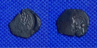 086 Byzantine Empire - John Ii Comnenus 1118 - 1143 A.  D.  - 2.  11g - Ae 18mm