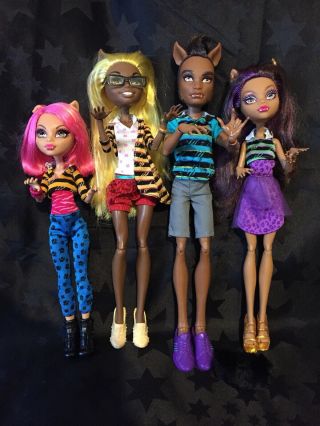 Monster High - Pack Of Trouble - Clawd,  Clawdia,  Clawdeen,  Howleen