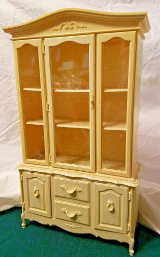 Sindy 1970 Breakfront Marx Dining Room China Cabinet Barbie Doll Furniture 1236f