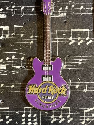 Hard Rock Hotel - Singapore Core Guitar Series - 3 String Pin