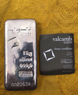 1 Kilo Valcambi Suisse Silver Cast Bar.  999 Fine (w/assay)