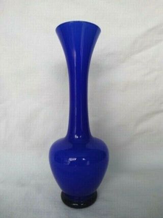 Art Glass Blue & White Cased Glass 8 Inch Bud Vase