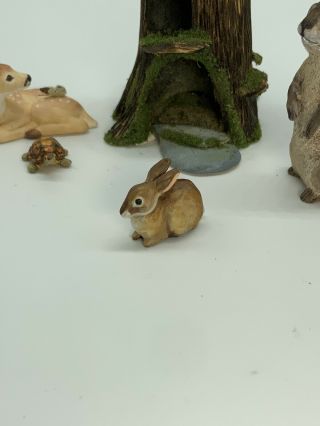 Dollhouse Miniature Artisan Amanda Skinner Rabbit (r)