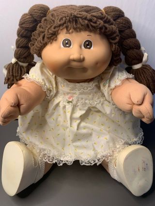 Vintage 80s Coleco Cabbage Patch Kid Cpk 3 Girl Doll - Brown Hair/brown Eyes