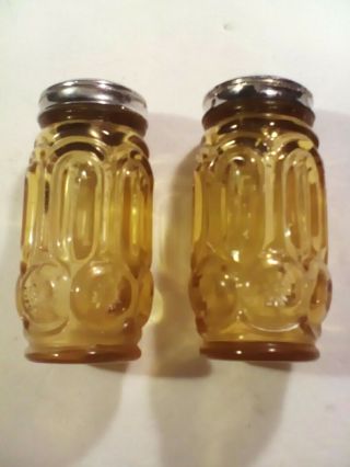 Vintage Set Of Le Smith Moon And Stars Amber Gold Glass Salt And Pepper Shakers