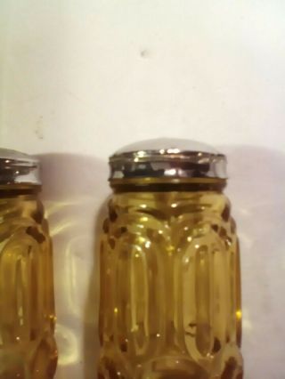 Vintage Set of LE Smith Moon And Stars Amber Gold Glass Salt And Pepper Shakers 3