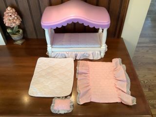 Little Tikes Barbie Size Dollhouse Furniture Canopy Bed Complete Bedding