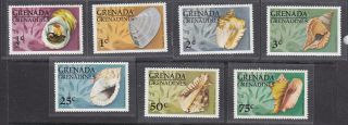 Grenada Grenadines 1975 Shells Set Mnh