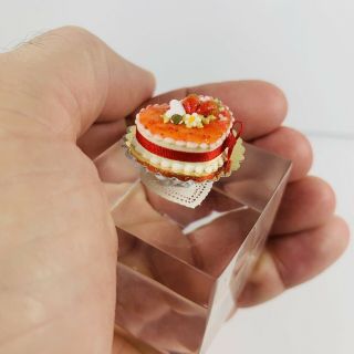 Artisan Valentines Day Cake 1/12 Scale Dollhouse Miniature