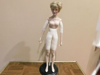 Franklin Princess Diana Queen Of Fashion Nude Porcelain Doll Has Doll Stand