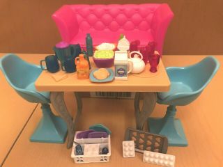 Barbie 2015 Dream House Dining Table Blue Chairs And Accessories W/ Pink Sofa