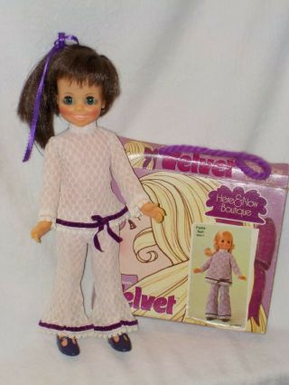 Vintage Ideal Mia Grow Hair Doll From The Crissy Family Outfit