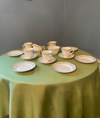 Royal Tara Tea Set - Shamrock Print