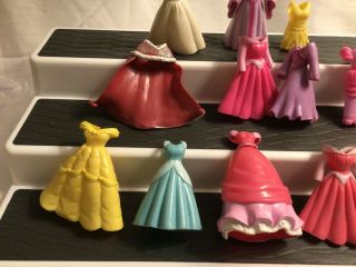 12 Polly Pocket Disney Princess Outfits - Cinderella