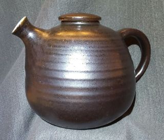 Hand Crafted Studio Art Pottery Stoneware Handle Lid Teapot Signed Bottom