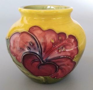 Vintage Moorcroft Pottery Miniature Hibiscus Vase Yellow W/paper Label On Body