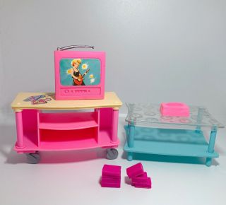 Barbie Vintage All Around Home Family Room Playset Table Tv Stand Mattel 2000