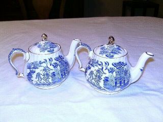 Vintage Sadler England Blue Willow Teapots